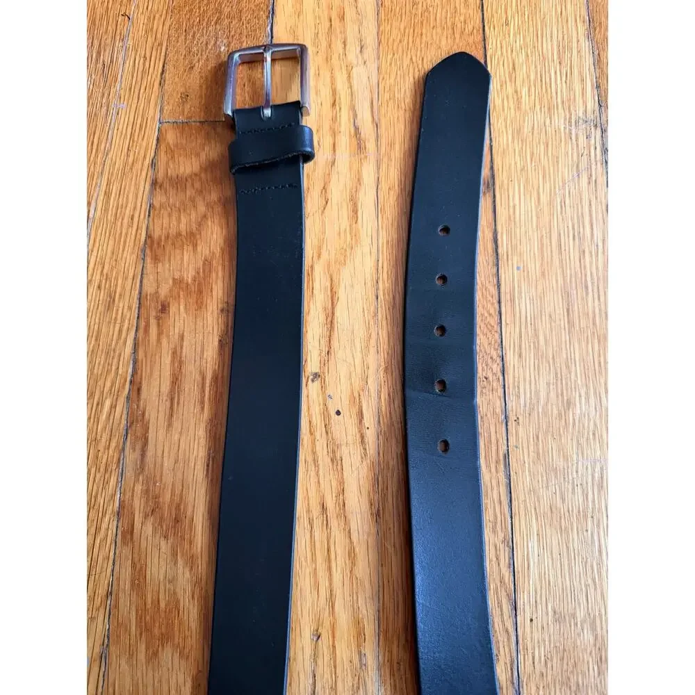 GAP Distressed Black Leather Belt Mens sz 36